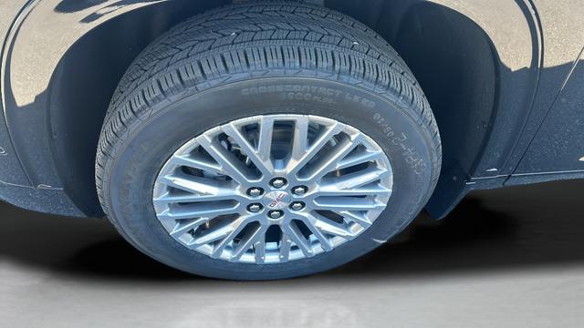 2026 GMC Acadia Denali AWD