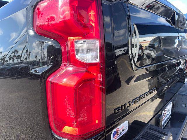 2026 Chevrolet Silverado 1500 4WD Crew Cab Short Bed High Country