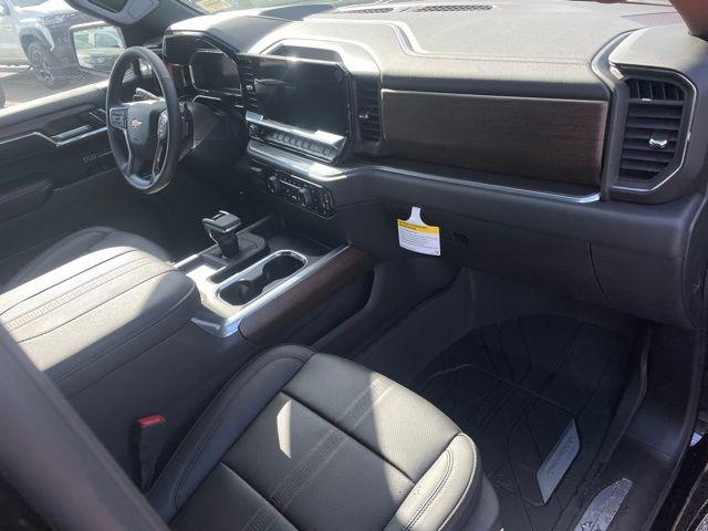 2026 Chevrolet Silverado 1500 4WD Crew Cab Short Bed High Country