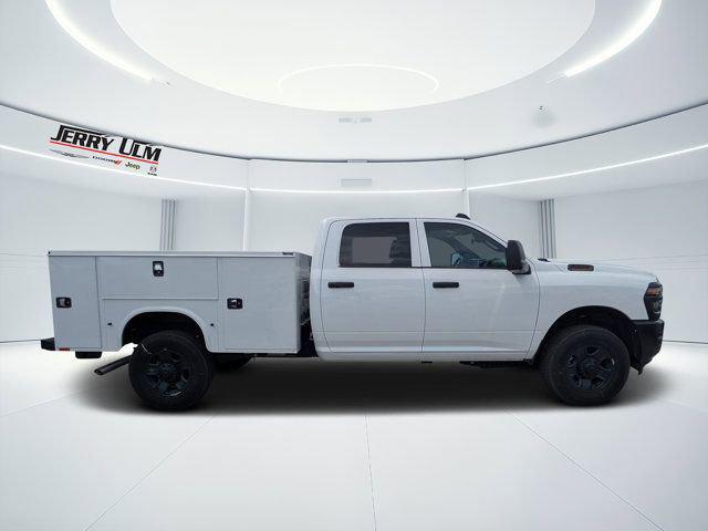 2026 RAM Ram 3500 RAM 3500 TRADESMAN CREW CAB 4X4 8 BOX
