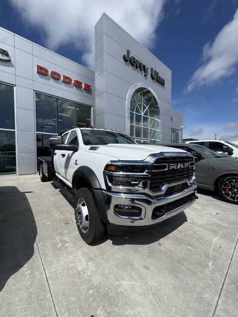 2026 RAM Ram 5500 Chassis Cab RAM 5500 TRADESMAN CHASSIS CREW CAB 4X4 84 CA