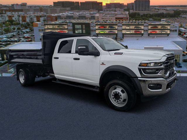 2026 RAM 5500 Chassis RAM 5500 TRADESMAN CHASSIS CREW CAB 4X4 84 CA