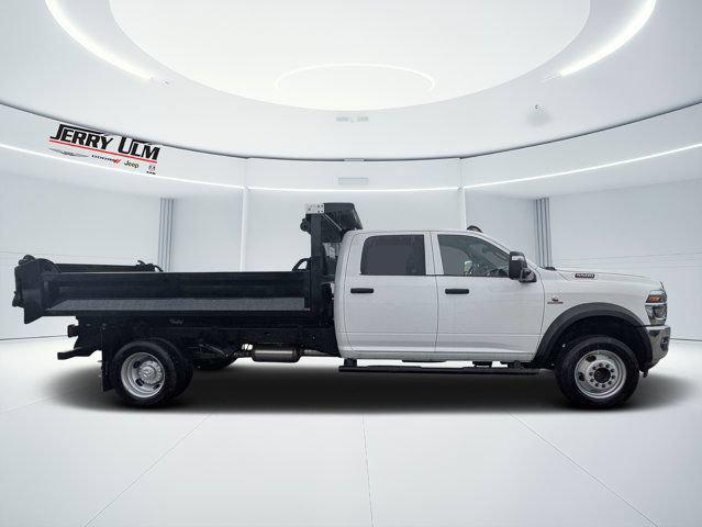 2026 RAM 5500 Chassis RAM 5500 TRADESMAN CHASSIS CREW CAB 4X4 84 CA