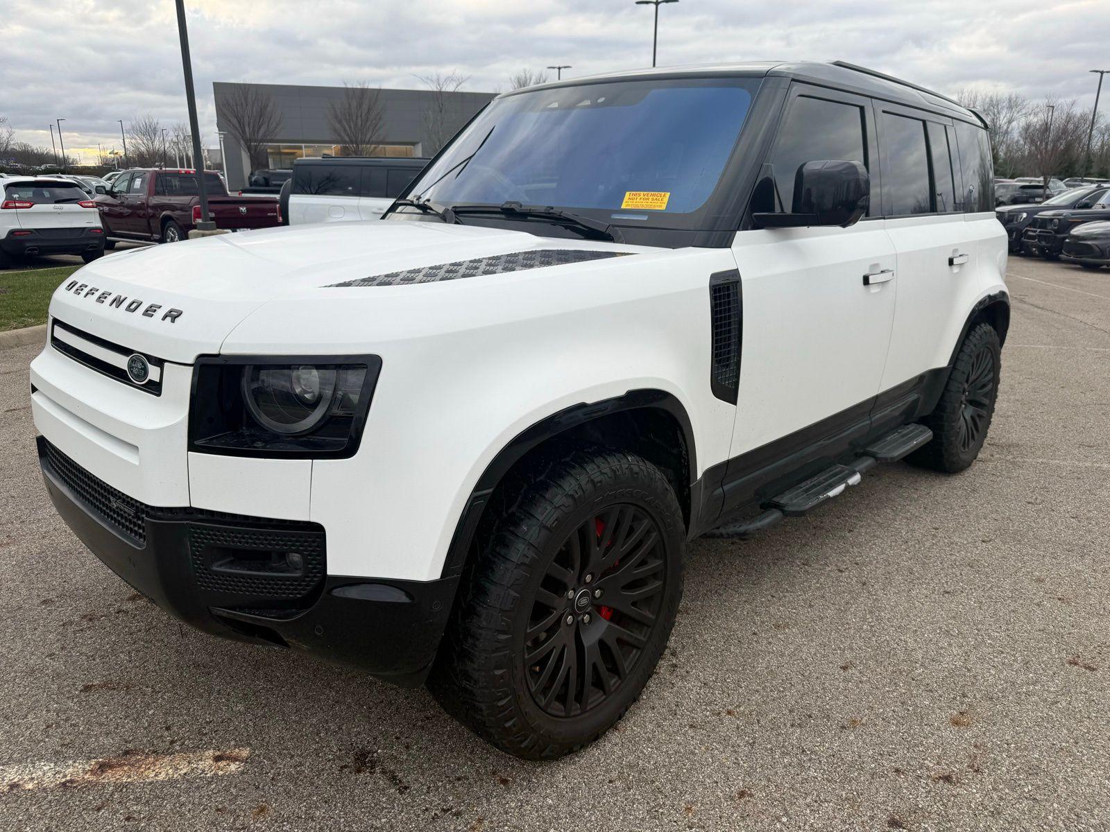 /2022 Land-Rover Defender