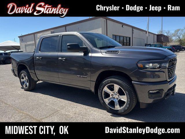 2026 RAM Ram 1500 RAM 1500 EXPRESS CREW CAB 4X2 57 BOX