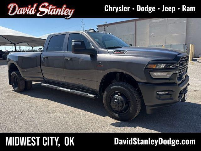 2026 RAM Ram 3500 RAM 3500 TRADESMAN CREW CAB 4X4 8 BOX