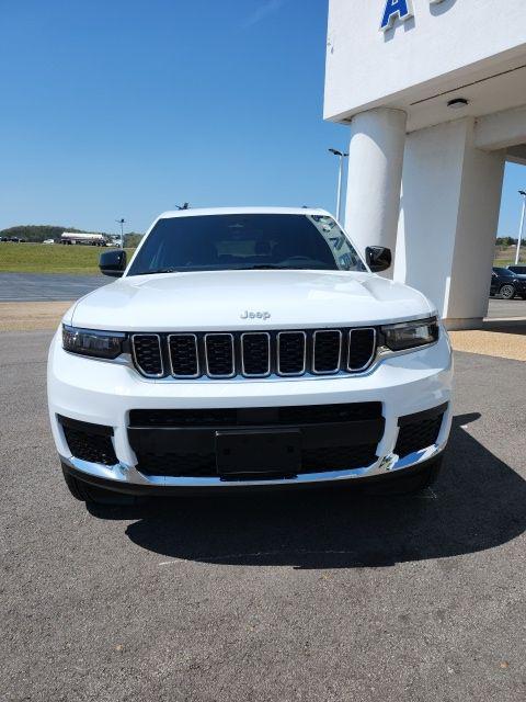 2025 Jeep Grand Cherokee L Laredo X 4x4