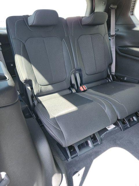 2025 Jeep Grand Cherokee L Laredo X 4x4