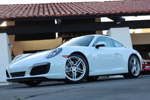 2017 Porsche 911 Carrera