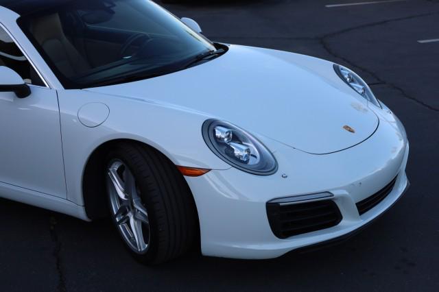 2017 Porsche 911 Carrera