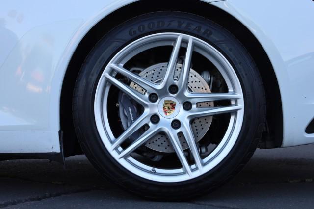 2017 Porsche 911 Carrera