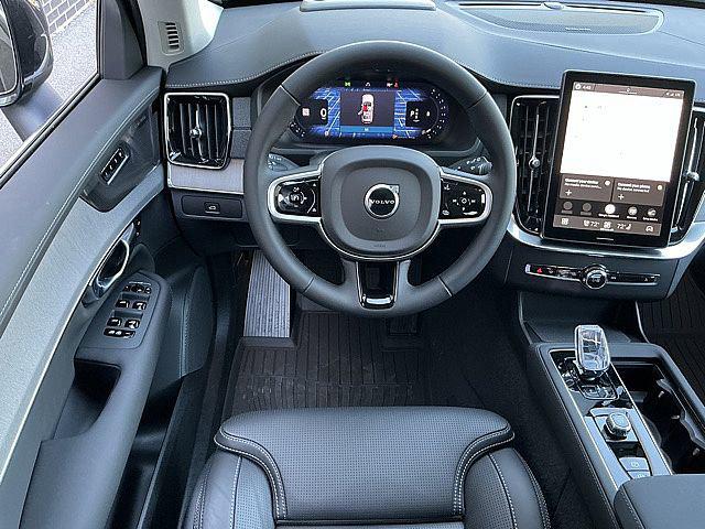 2026 Volvo XC90 Ultra, B6 AWD Gas (mild hybrid), Gasoline, Bright, 7 Seats
