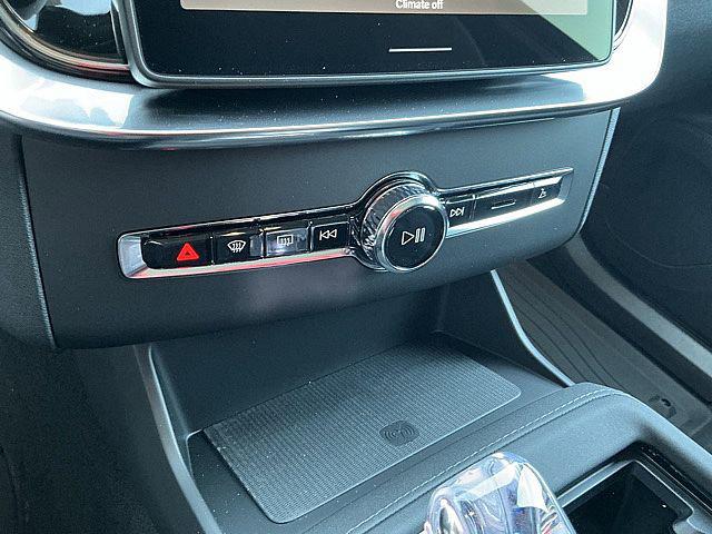 2026 Volvo XC90 Ultra, B6 AWD Gas (mild hybrid), Gasoline, Bright, 7 Seats