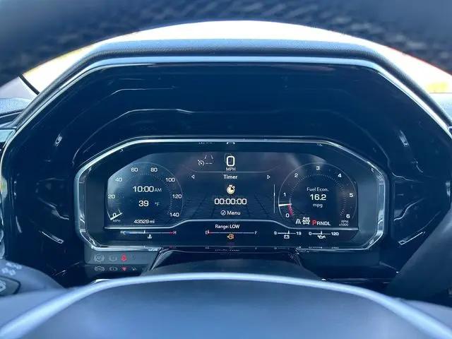 2025 GMC Sierra 1500 4WD Crew Cab Short Box SLT