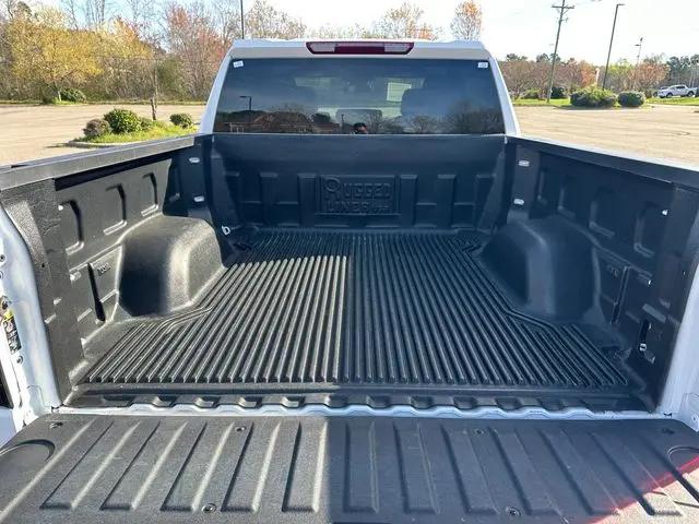 2025 GMC Sierra 1500 4WD Crew Cab Short Box SLT