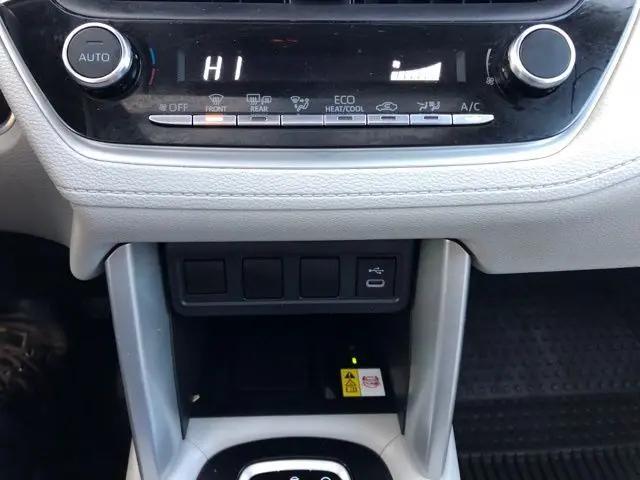 2023 Toyota Corolla Cross LE