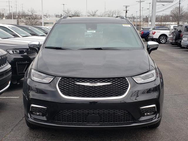 2026 Chrysler Pacifica Pinnacle AWD
