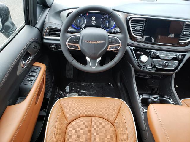 2026 Chrysler Pacifica Pinnacle AWD