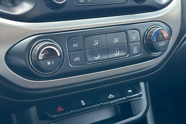2020 GMC Canyon 4WD Crew Cab Short Box SLE