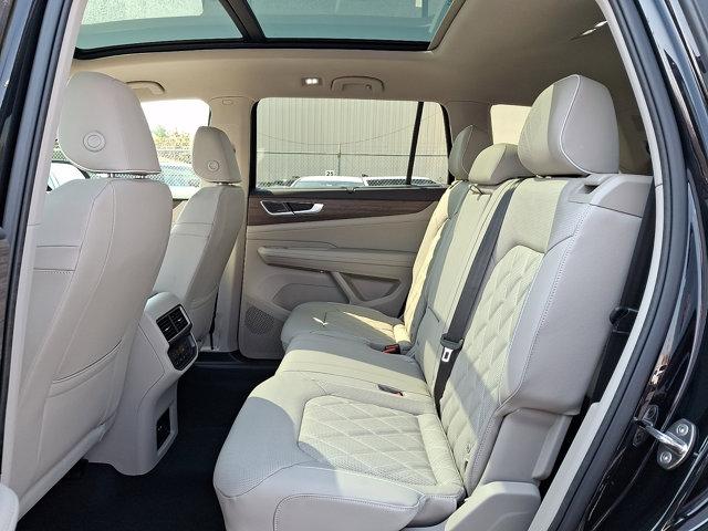2026 Volkswagen Atlas SEL Premium R-Line