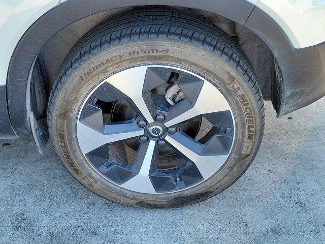 2024 Volvo XC40 B5 Core Bright Theme