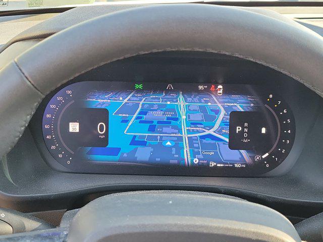 2024 Volvo XC40 B5 Core Bright Theme