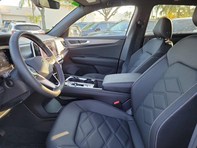 2025 Volkswagen Atlas Cross Sport 2.0T SE w/Technology
