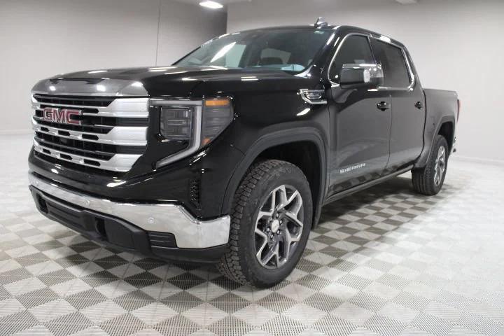 2026 GMC Sierra 1500 Crew Cab, Short Bed, SLE, 4WD