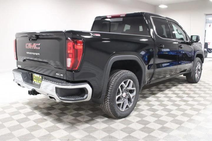 2026 GMC Sierra 1500 Crew Cab, Short Bed, SLE, 4WD