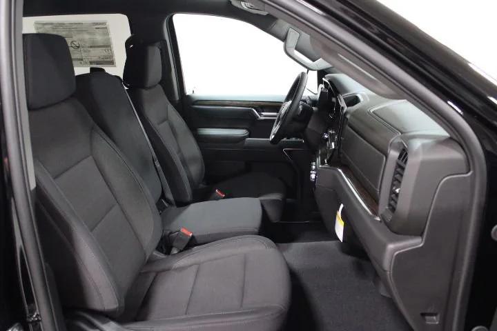 2026 GMC Sierra 1500 Crew Cab, Short Bed, SLE, 4WD