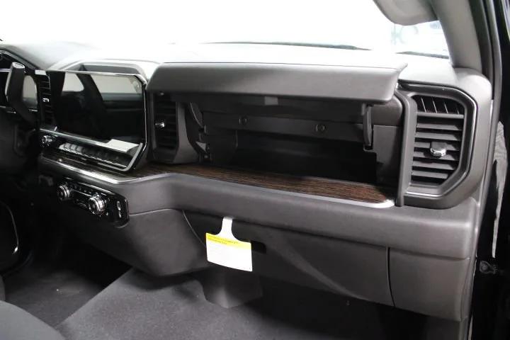 2026 GMC Sierra 1500 Crew Cab, Short Bed, SLE, 4WD