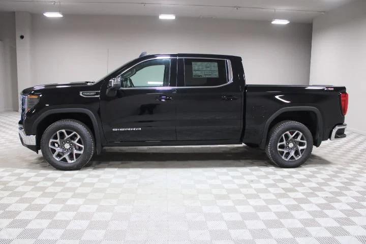 2026 GMC Sierra 1500 Crew Cab, Short Bed, SLE, 4WD