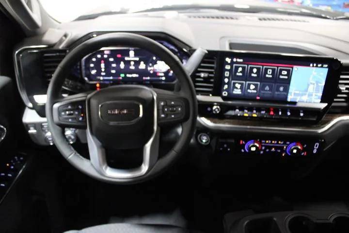 2026 GMC Sierra 1500 Crew Cab, Short Bed, SLE, 4WD