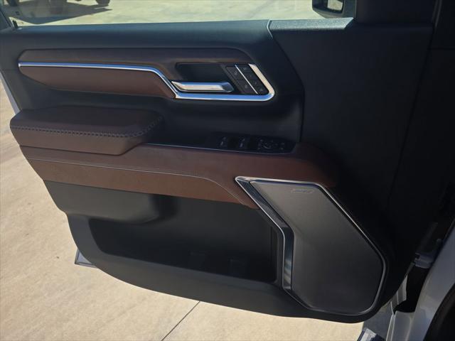2024 GMC Sierra 2500HD 4WD Crew Cab Standard Bed Denali Ultimate