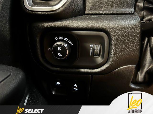 2022 Ram 1500 Big Horn Crew Cab 4x4 5'7" Box