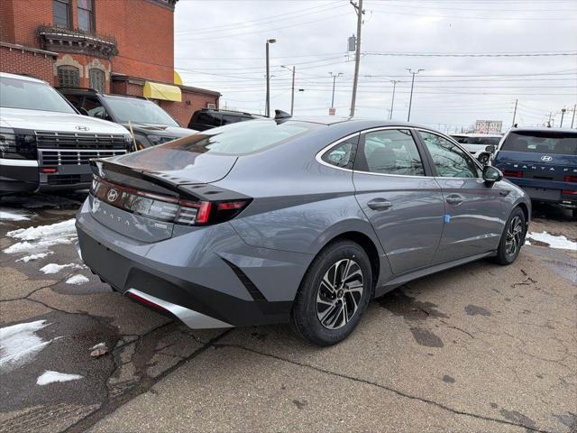 2026 Hyundai Sonata Hybrid Blue