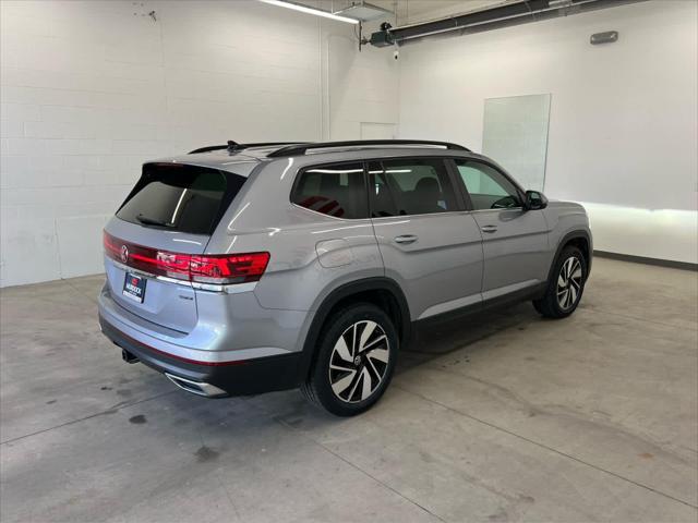 2025 Volkswagen Atlas 2.0T SEL Premium R-Line