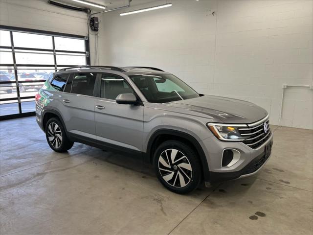 2025 Volkswagen Atlas 2.0T SEL Premium R-Line