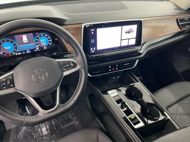 2025 Volkswagen Atlas 2.0T SEL Premium R-Line