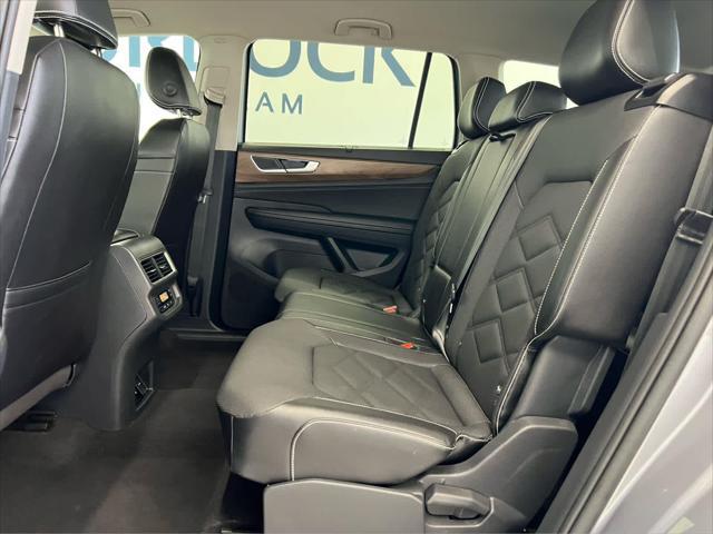 2025 Volkswagen Atlas 2.0T SEL Premium R-Line