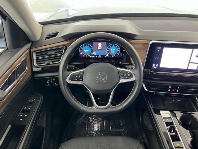 2025 Volkswagen Atlas 2.0T SEL Premium R-Line