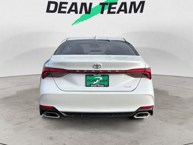 2019 Toyota Avalon XLE