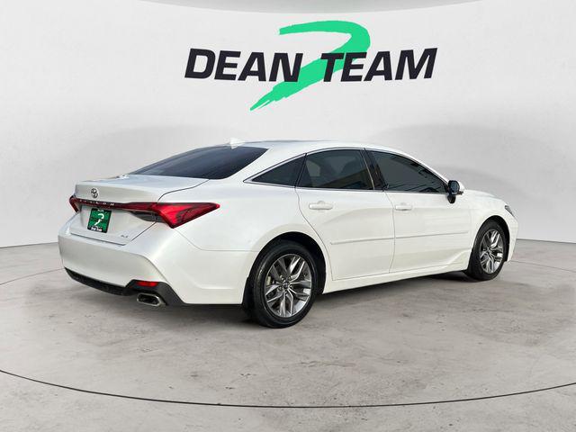 2019 Toyota Avalon XLE