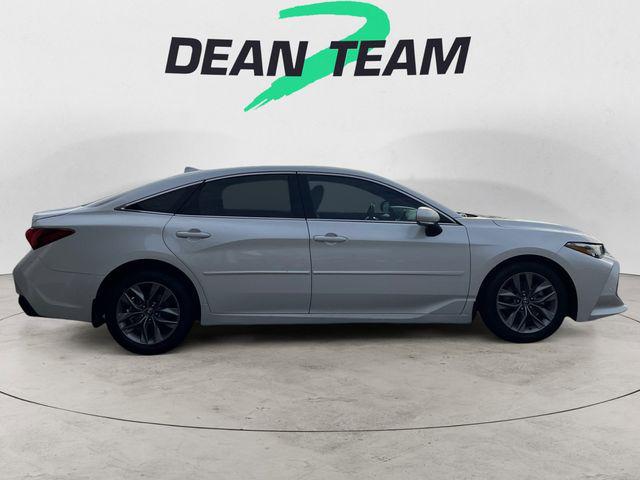 2019 Toyota Avalon XLE
