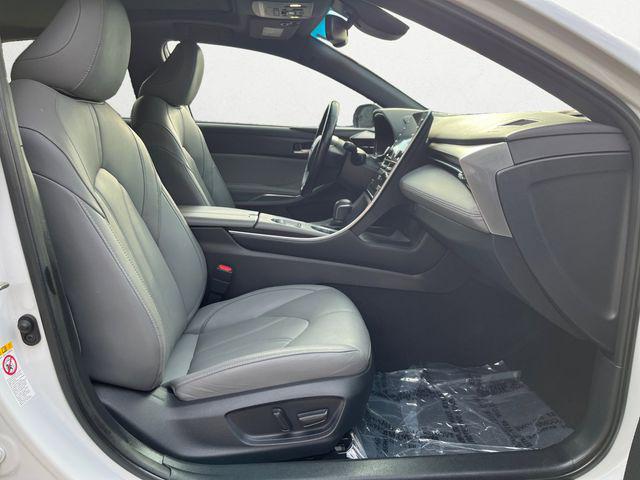 2019 Toyota Avalon XLE