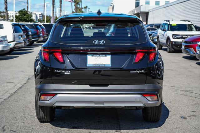 2026 Hyundai Tucson Hybrid Blue SE