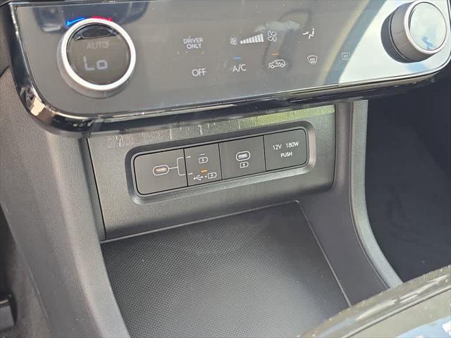 2026 Hyundai Tucson Hybrid Blue SE