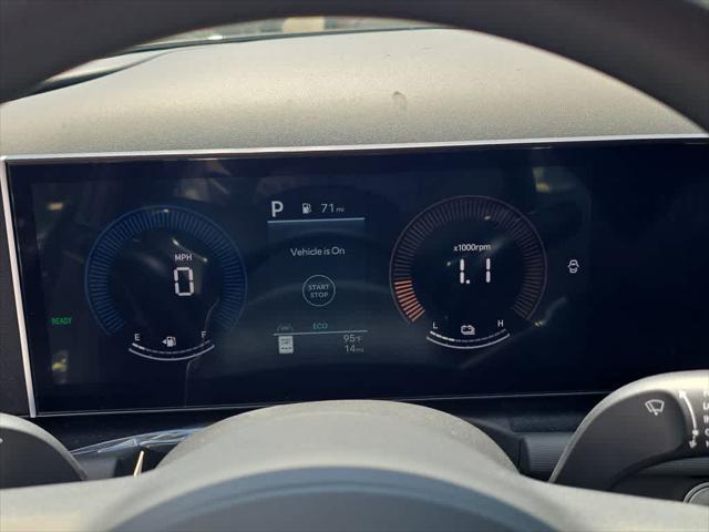 2026 Hyundai Tucson Hybrid Blue SE