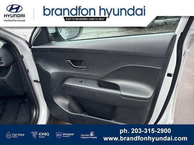 2026 Hyundai Kona SE