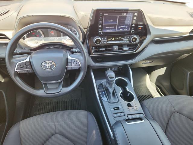 2022 Toyota Highlander L